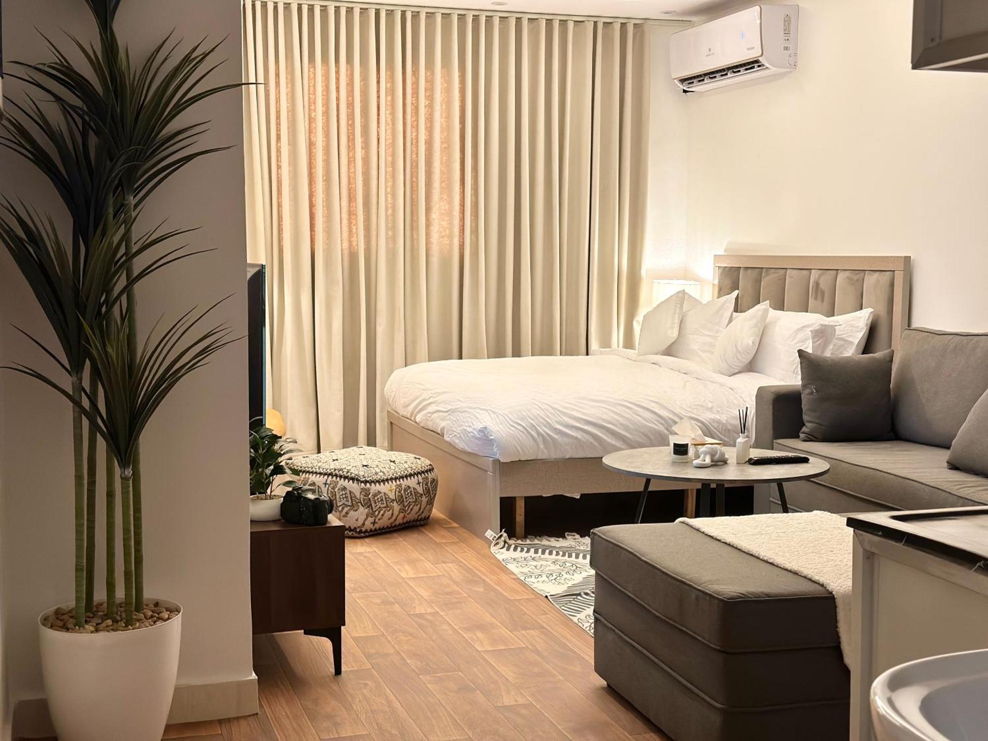 New Stadio In Centre Of Apartment Riyadh